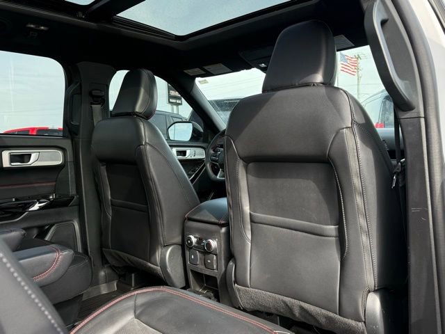 Certified 2024 Ford Explorer ST-Line w/ Class IV Trailer Tow Package image 22
