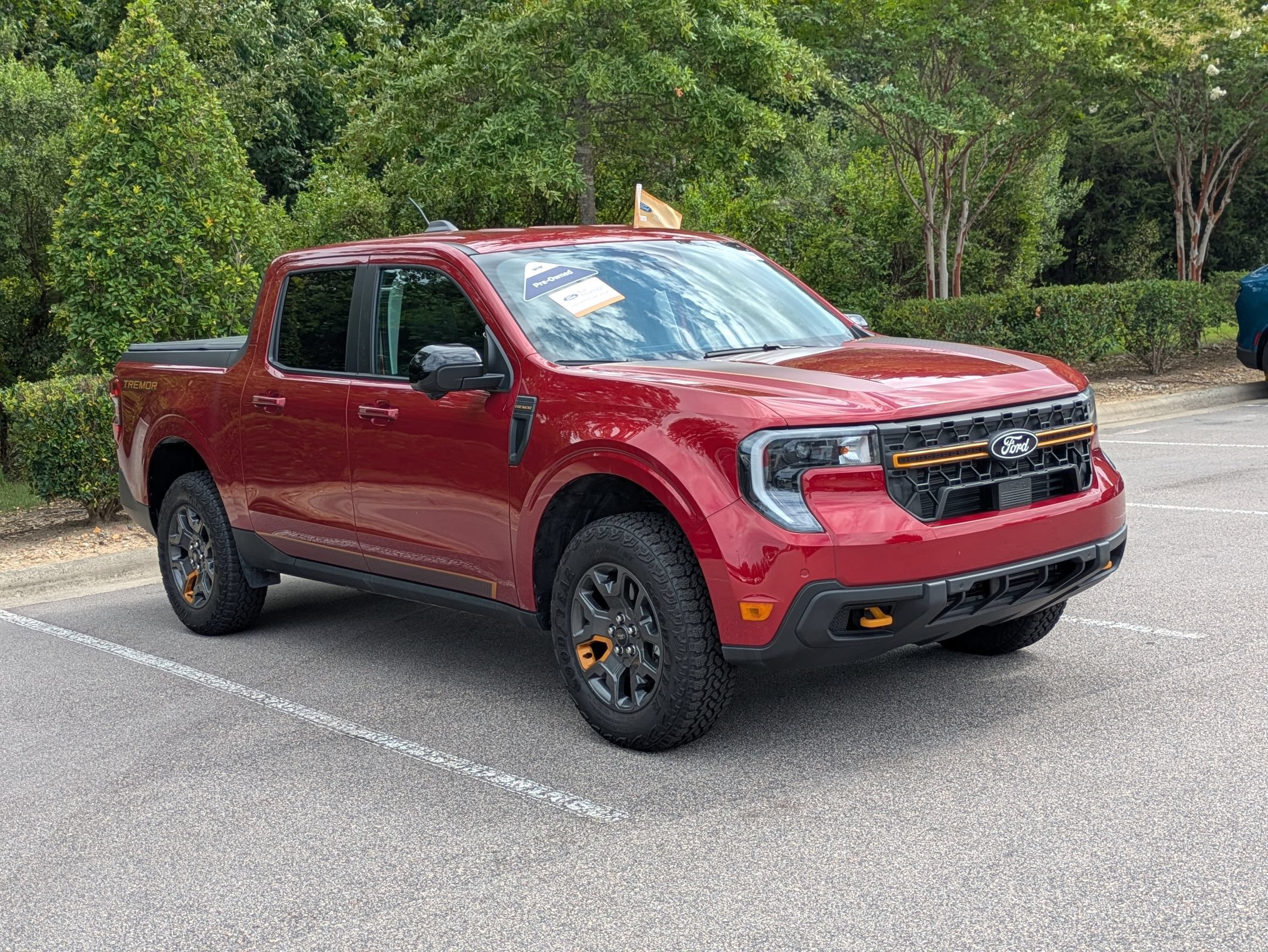 Certified 2025 Ford Maverick Tremor AWD/4WD image 1