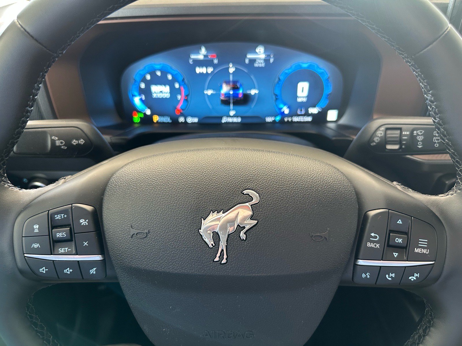 Certified 2025 Ford Bronco Sport Outer Banks w/ Outer Banks Tech Package+ AWD/4WD image 32