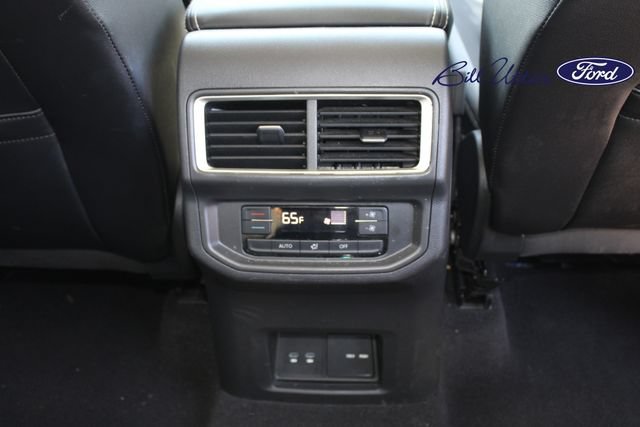 Used 2024 Volkswagen Atlas SE AWD/4WD image 14