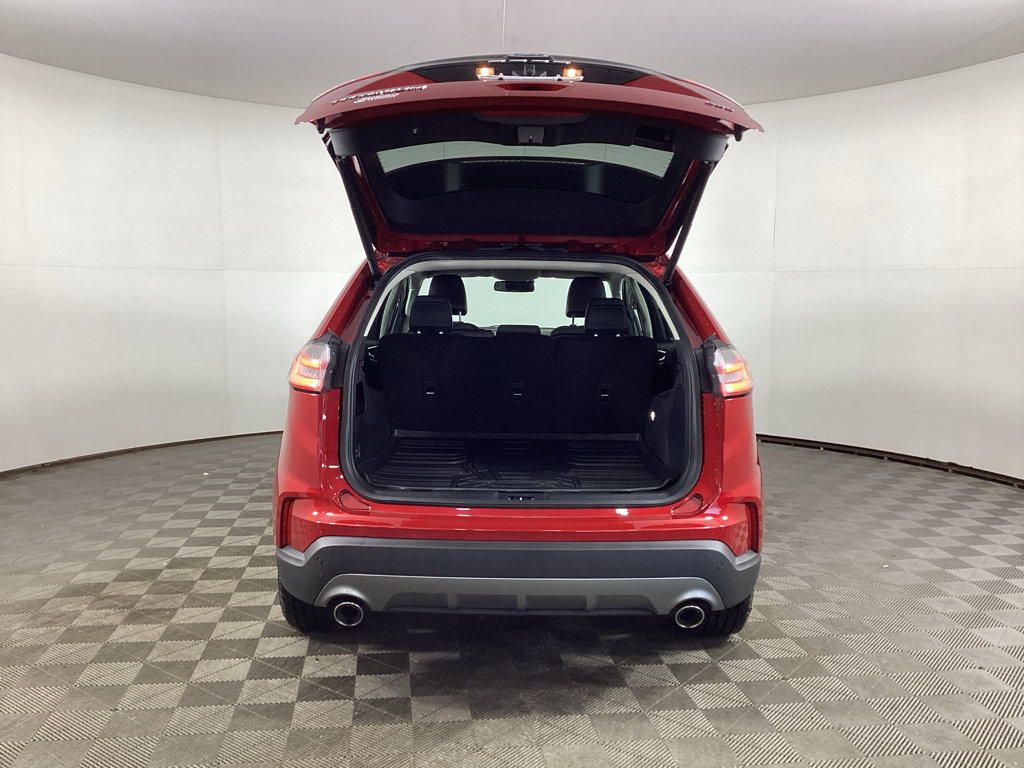 Certified 2024 Ford Edge Titanium AWD/4WD image 30