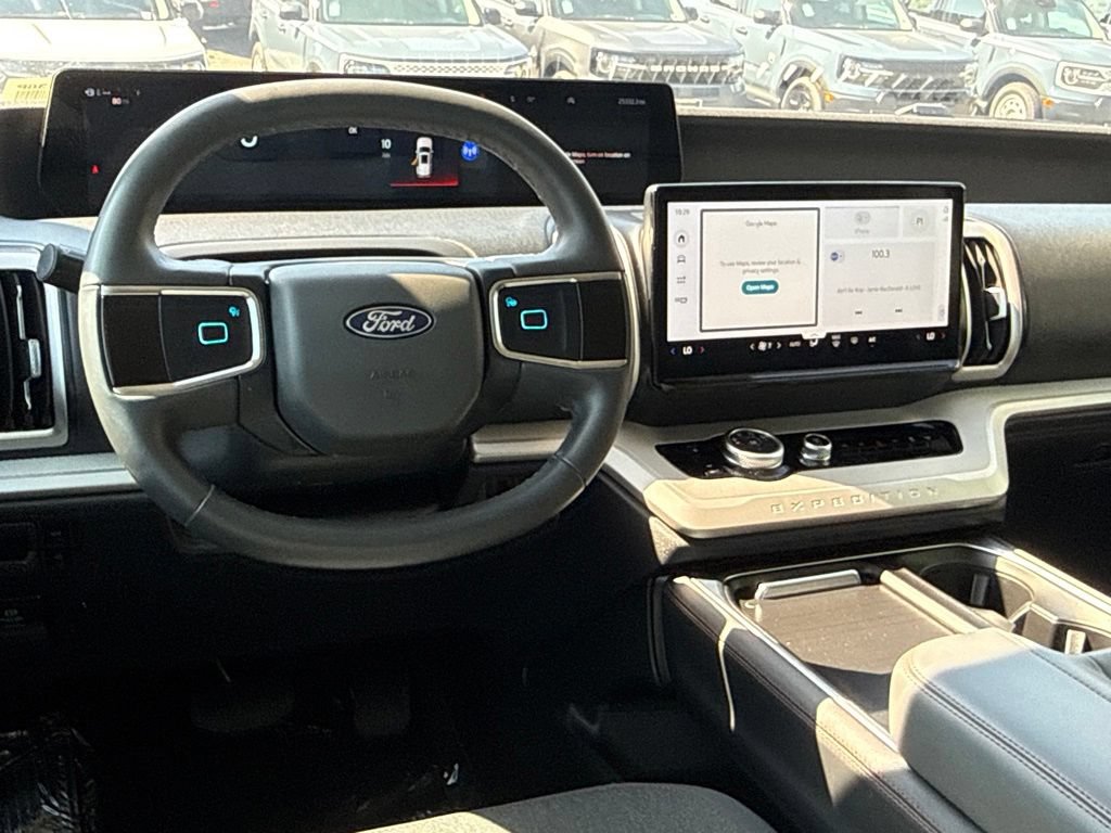Certified 2025 Ford Expedition Max Active RWD image 30