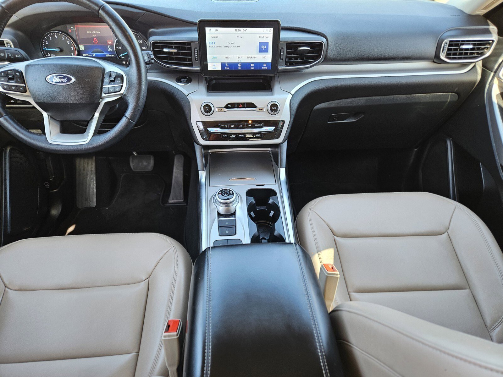 Certified 2023 Ford Explorer XLT w/ Equipment Group 202A image 15