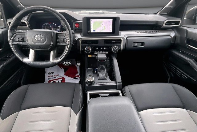 Used 2024 Toyota Tacoma TRD Sport w/ TRD Sport Upgrade Package AWD/4WD image 8