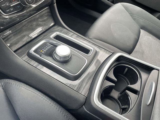 Used 2021 Chrysler 300 Touring w/ Sport Appearance Package RWD image 32