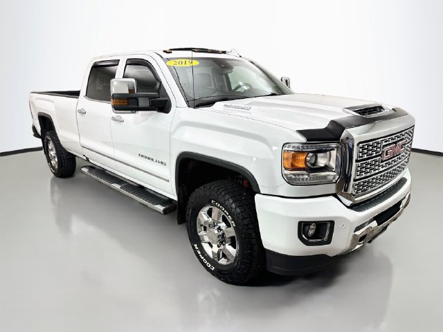 Used 2019 GMC Sierra 3500 Denali w/ Duramax Plus Package AWD/4WD image 1
