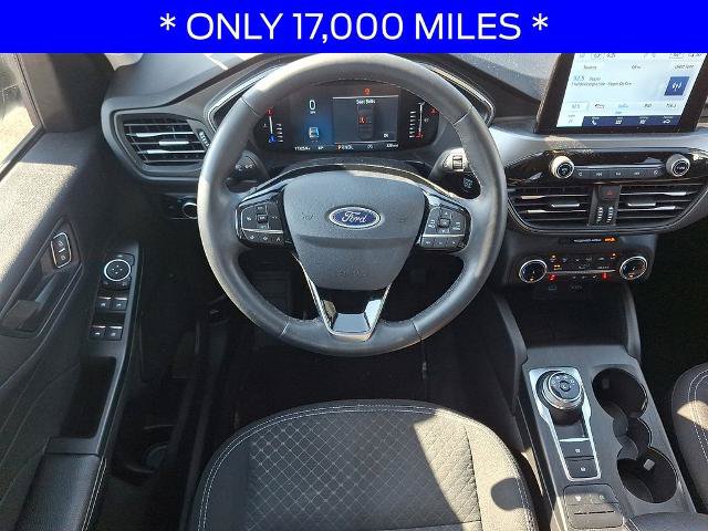 Certified 2023 Ford Escape Active AWD/4WD image 11