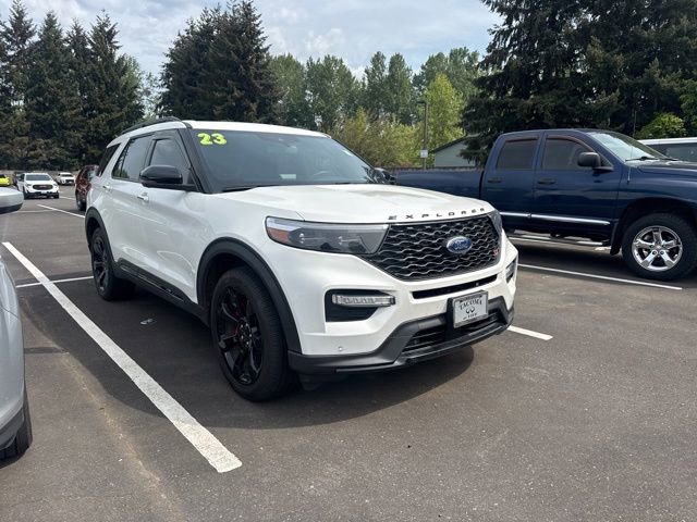 Certified 2023 Ford Explorer ST w/ Equipment Group 401A AWD/4WD image 2