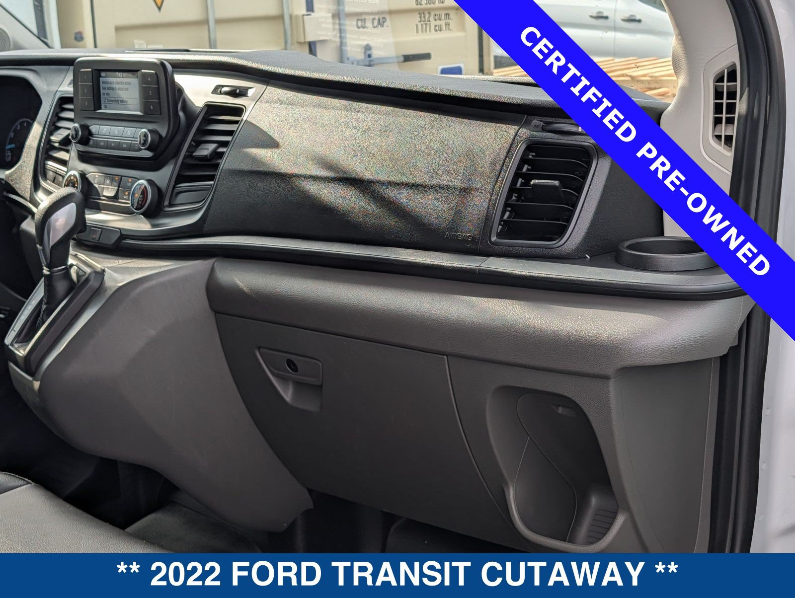 Certified 2022 Ford Transit 350 DRW RWD image 18