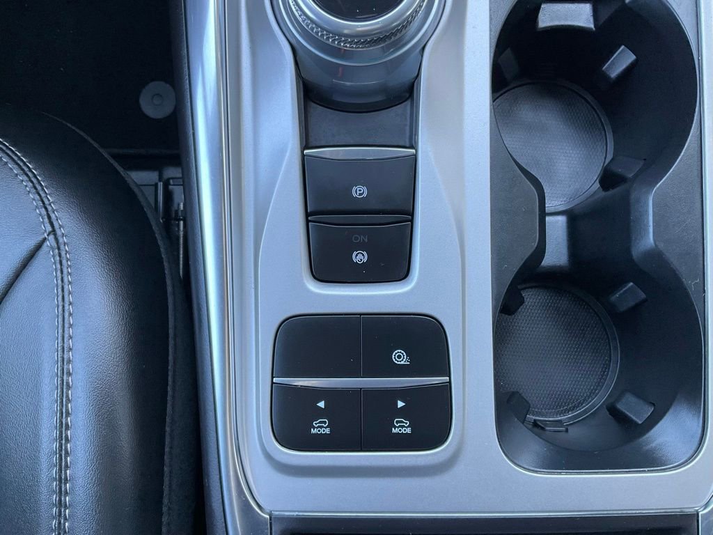 Certified 2022 Ford Explorer XLT w/ Equipment Group 202A image 82