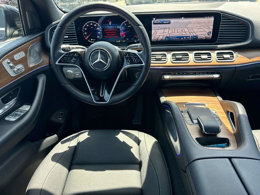 Used 2025 Mercedes-Benz GLE 350 4MATIC image 16