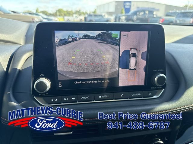 Used 2025 Nissan Rogue SV AWD/4WD image 18