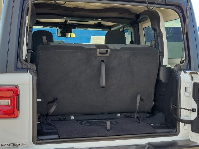Used 2024 Jeep Wrangler Sport AWD/4WD image 7