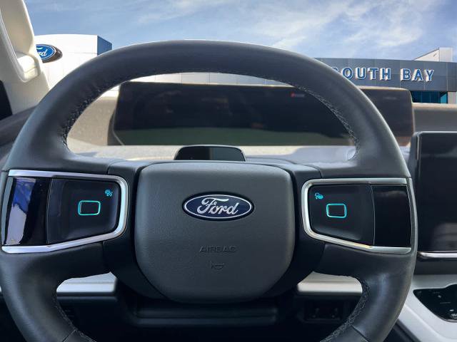 Certified 2025 Ford Expedition Active RWD image 11
