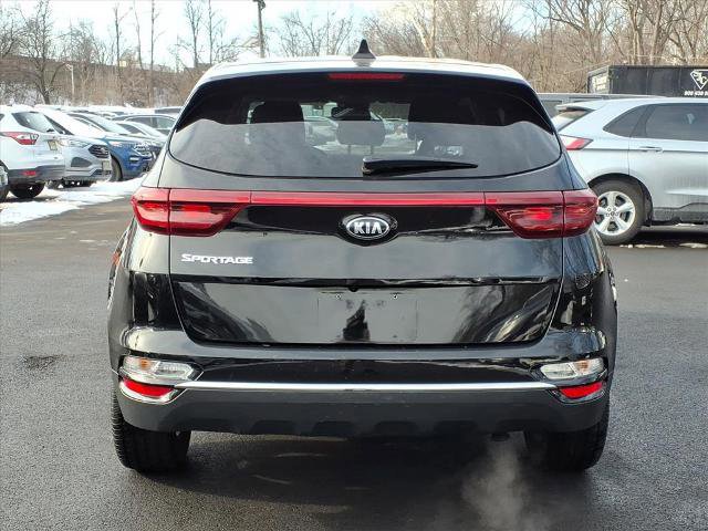 Used 2020 Kia Sportage LX image 4