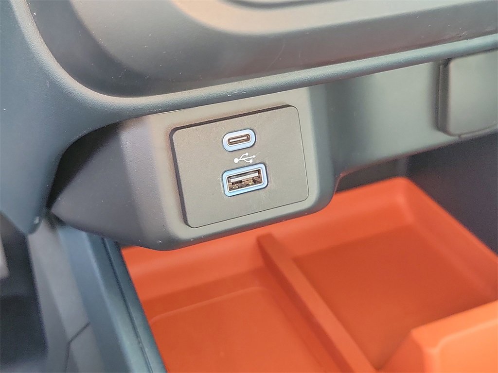 Certified 2022 Ford Maverick XLT image 18