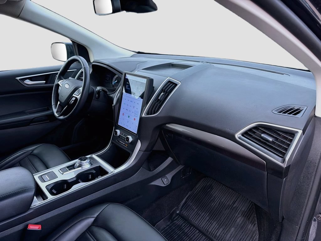 Certified 2024 Ford Edge SEL w/ Convenience Package AWD/4WD image 28