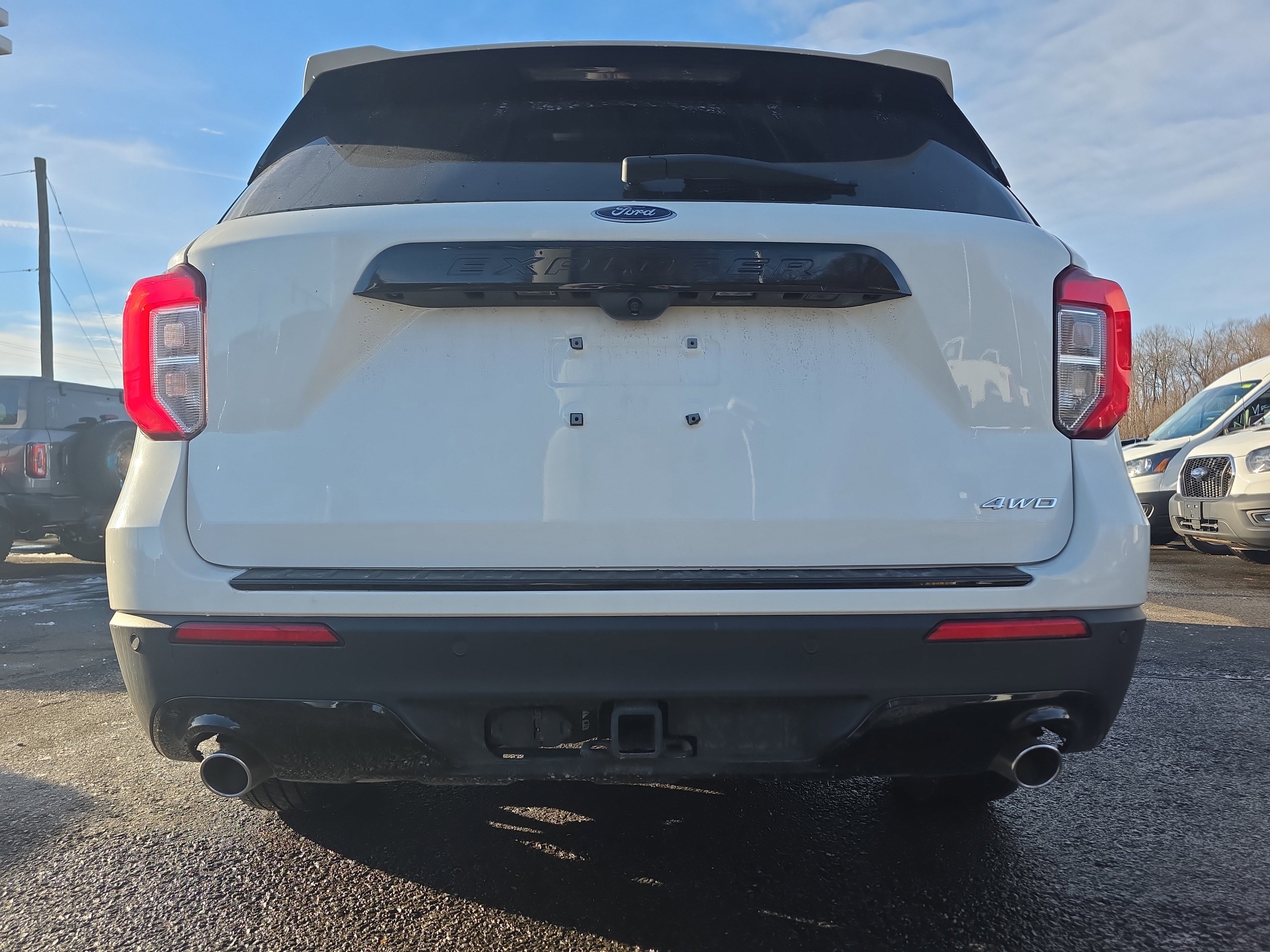 Certified 2022 Ford Explorer ST-Line w/ Class IV Trailer Tow Package image 5