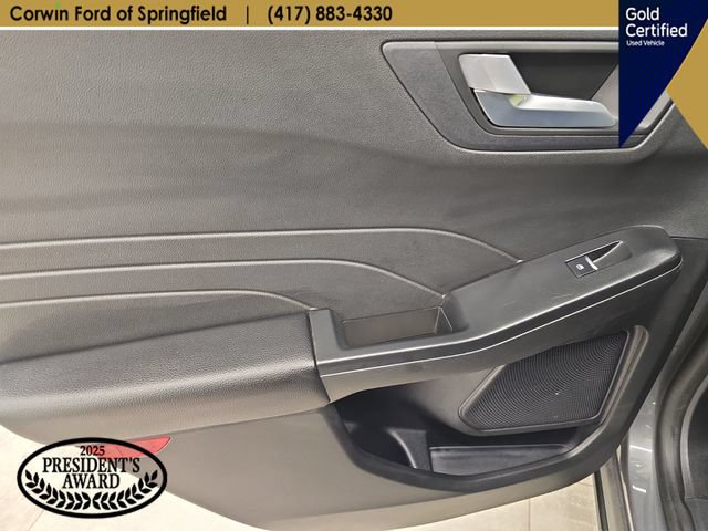Certified 2024 Ford Escape Platinum AWD/4WD image 19