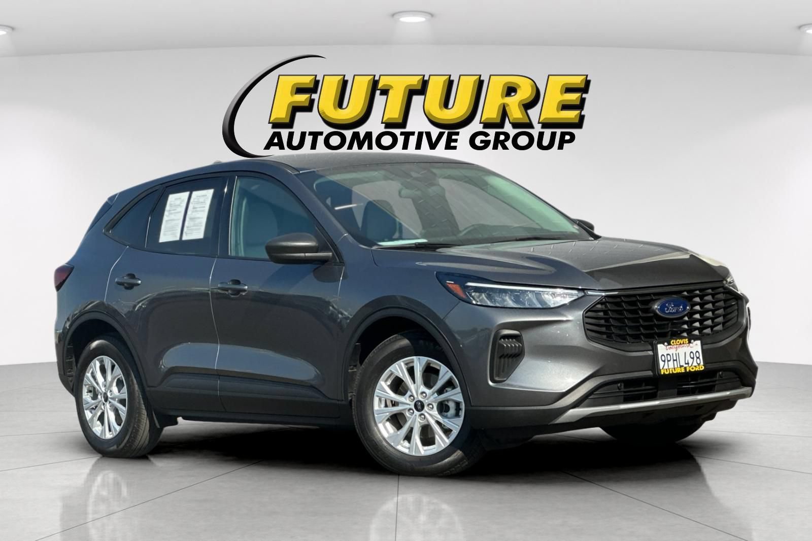 Certified 2025 Ford Escape Active FWD image 1