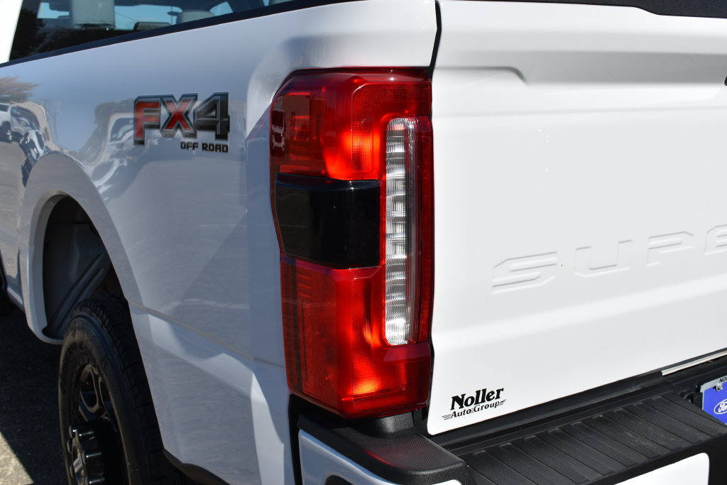 Certified 2025 Ford F350 XL w/ STX Appearance Package AWD/4WD image 12