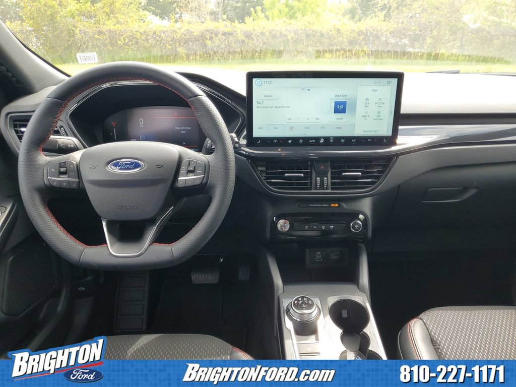 Certified 2025 Ford Escape ST-Line w/ Tech Pack #1 AWD/4WD image 13