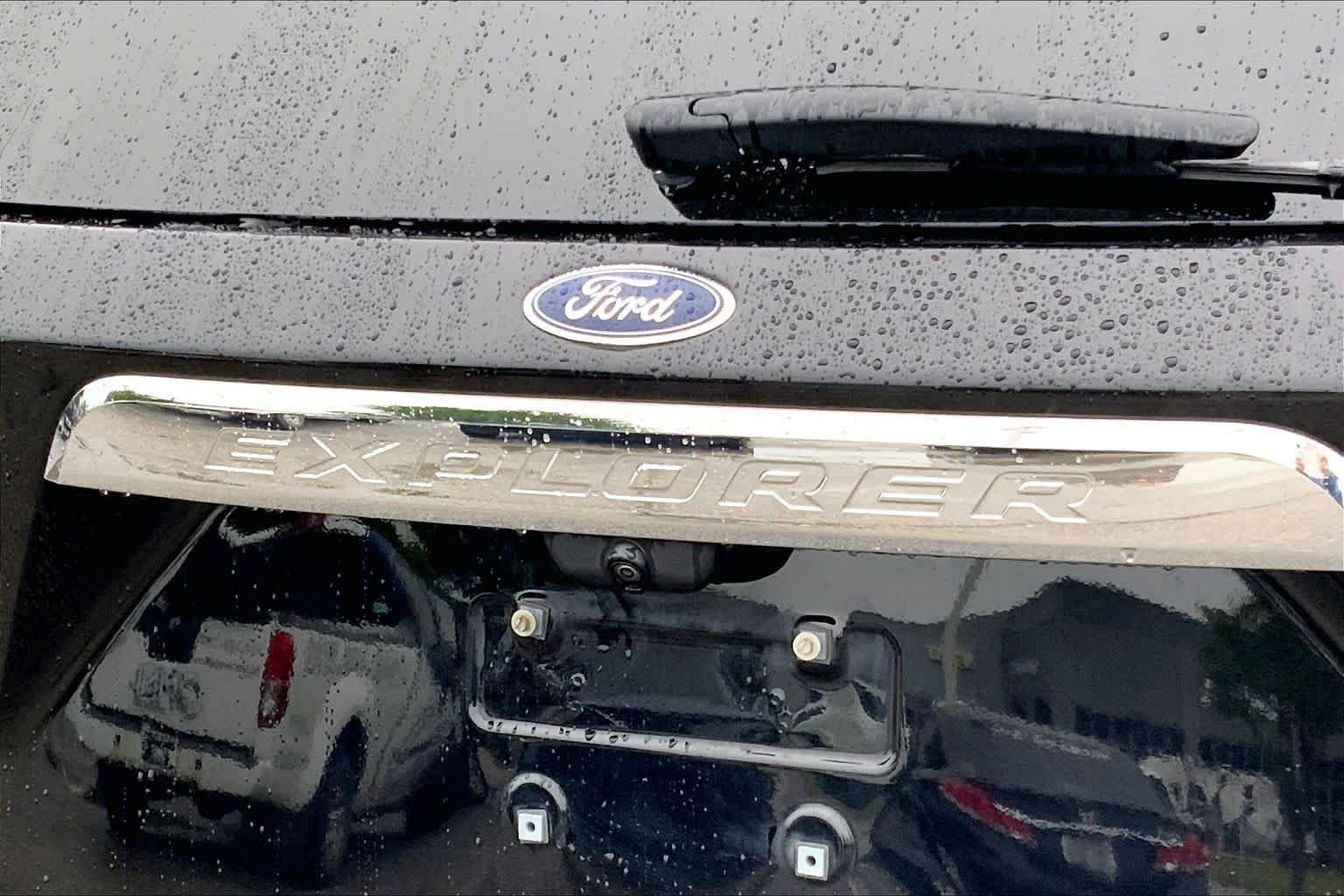 Certified 2022 Ford Explorer XLT RWD image 27