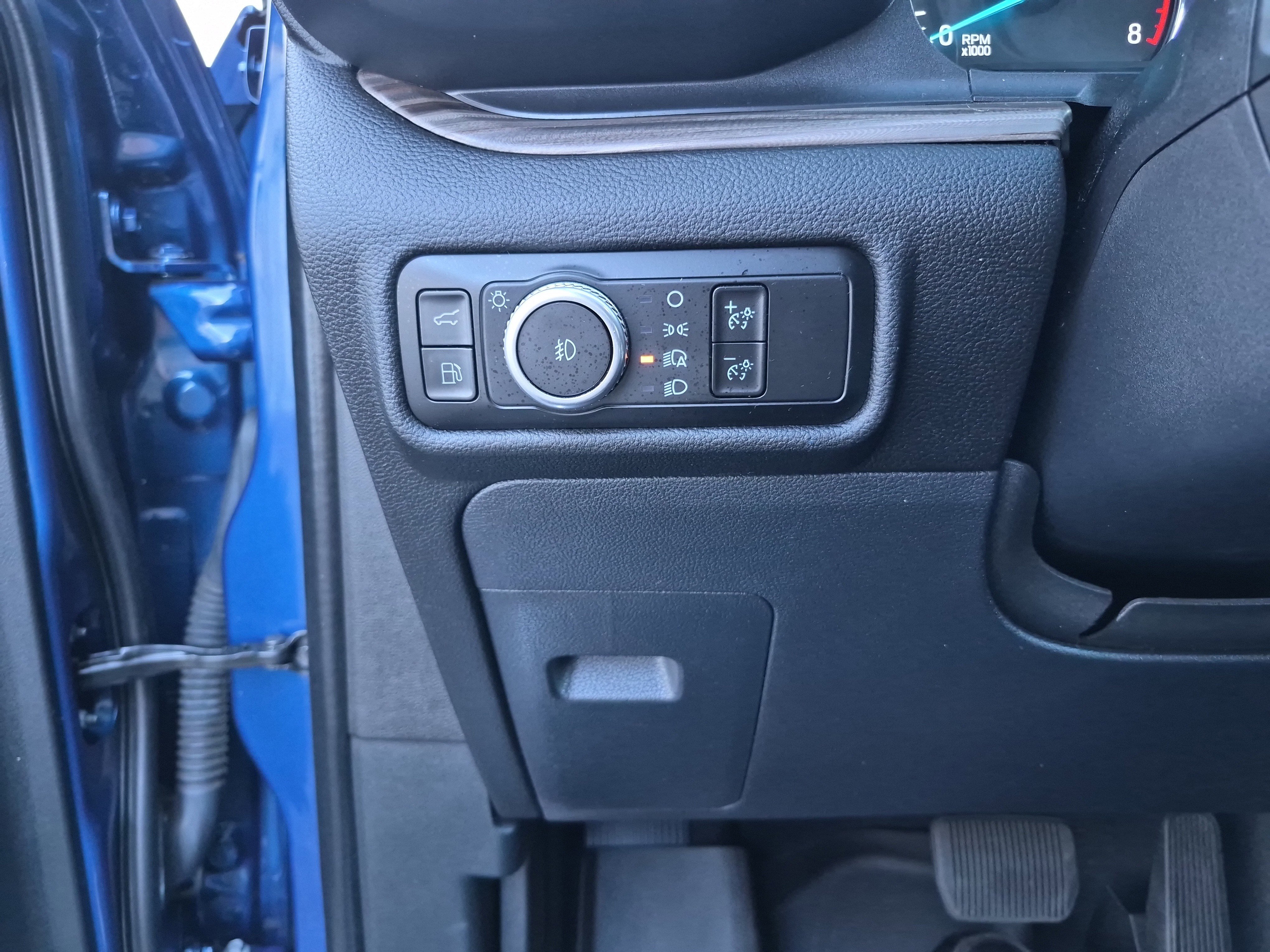 Certified 2023 Ford Explorer Limited w/ Hybrid Equipment Group 310A image 23