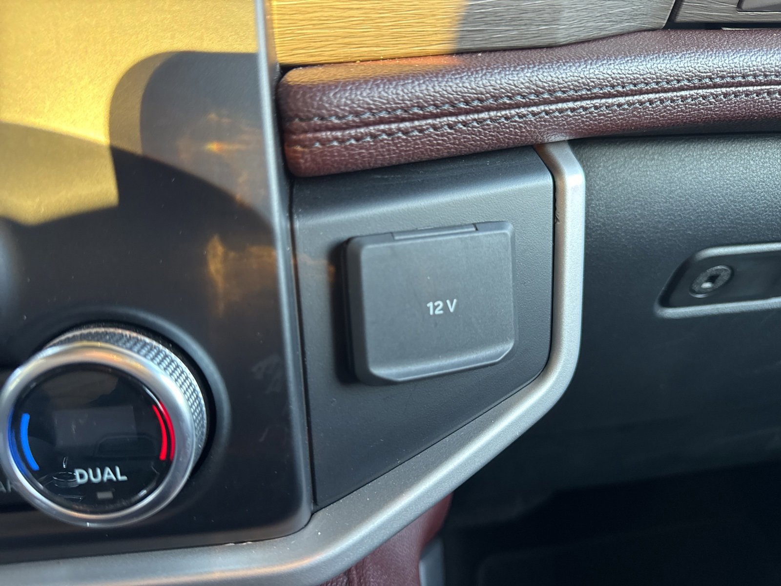 Certified 2023 Ford Expedition Limited image 37