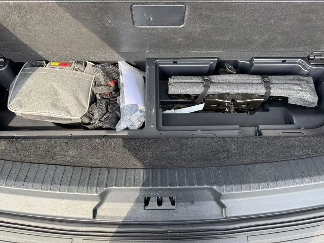 Certified 2024 Ford Expedition XLT image 17