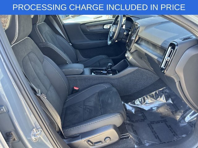 Used 2023 Volvo C40 P8 Recharge Plus AWD/4WD image 15