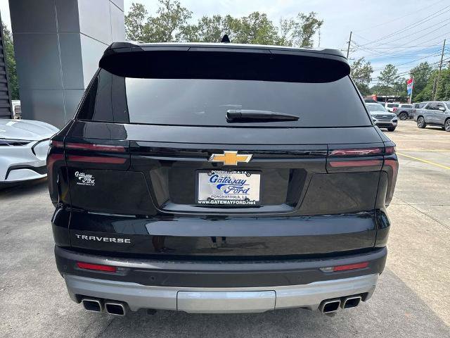 Used 2025 Chevrolet Traverse LT FWD image 6