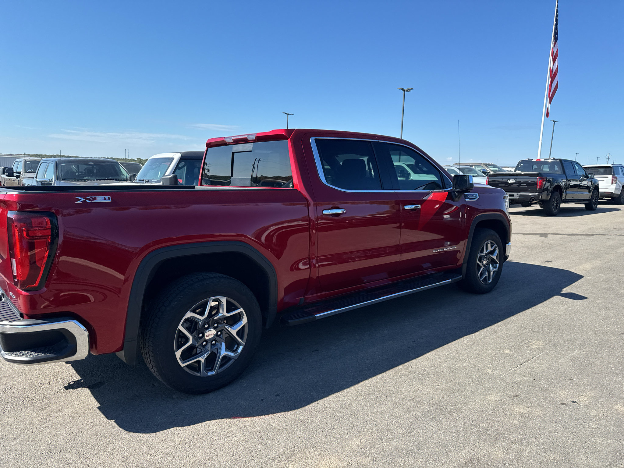 Used 2024 GMC Sierra 1500 SLT w/ SLT Premium Plus Package AWD/4WD image 6