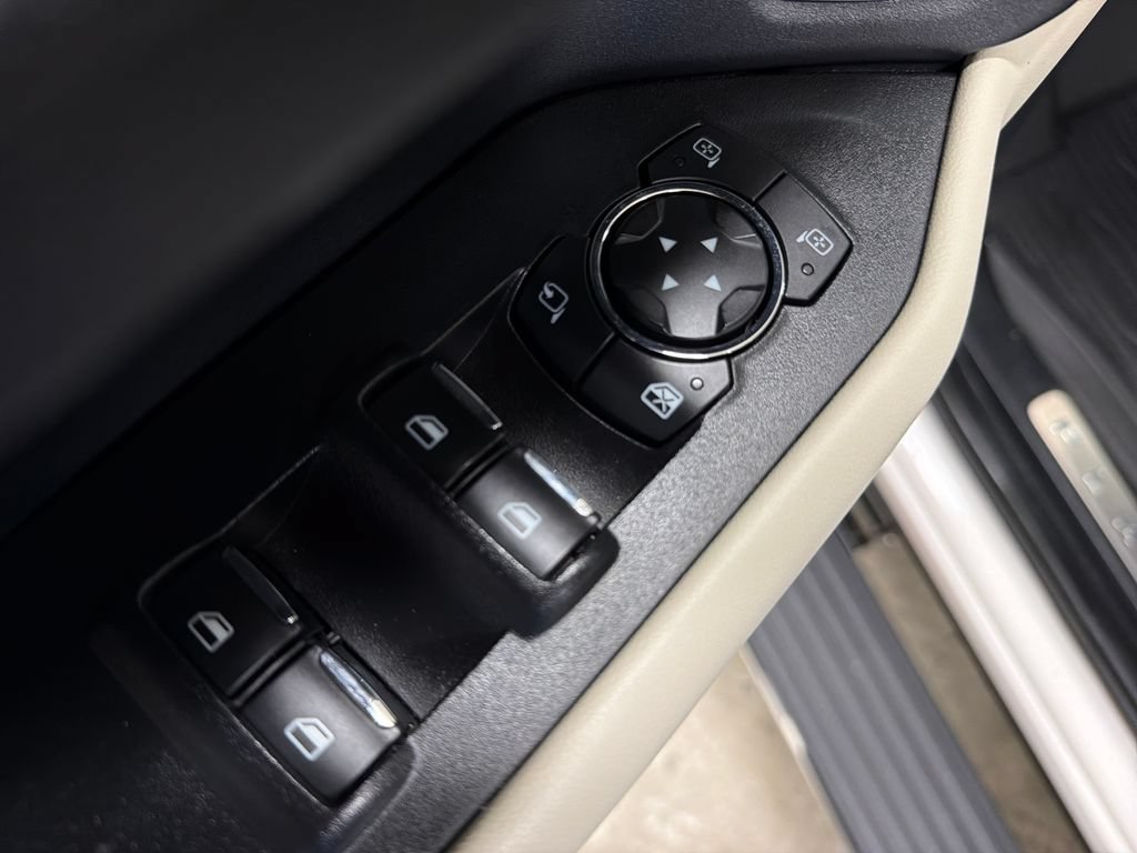 Certified 2019 Ford Expedition Platinum RWD image 18