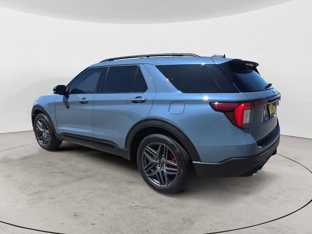 Certified 2025 Ford Explorer ST AWD/4WD image 3