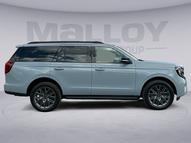 Certified 2026 Ford Expedition Platinum w/ Stealth Appearance Package image 6