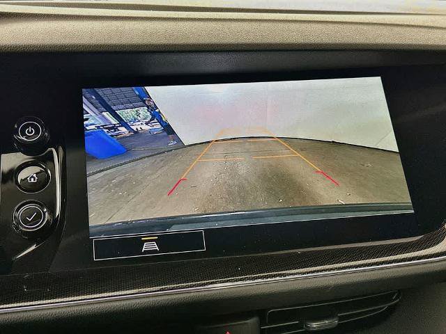 Used 2023 Buick Envision Essence FWD image 28