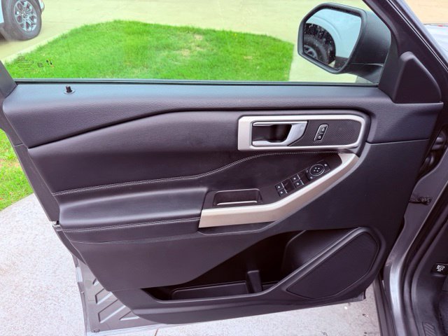 Certified 2023 Ford Explorer XLT RWD image 10
