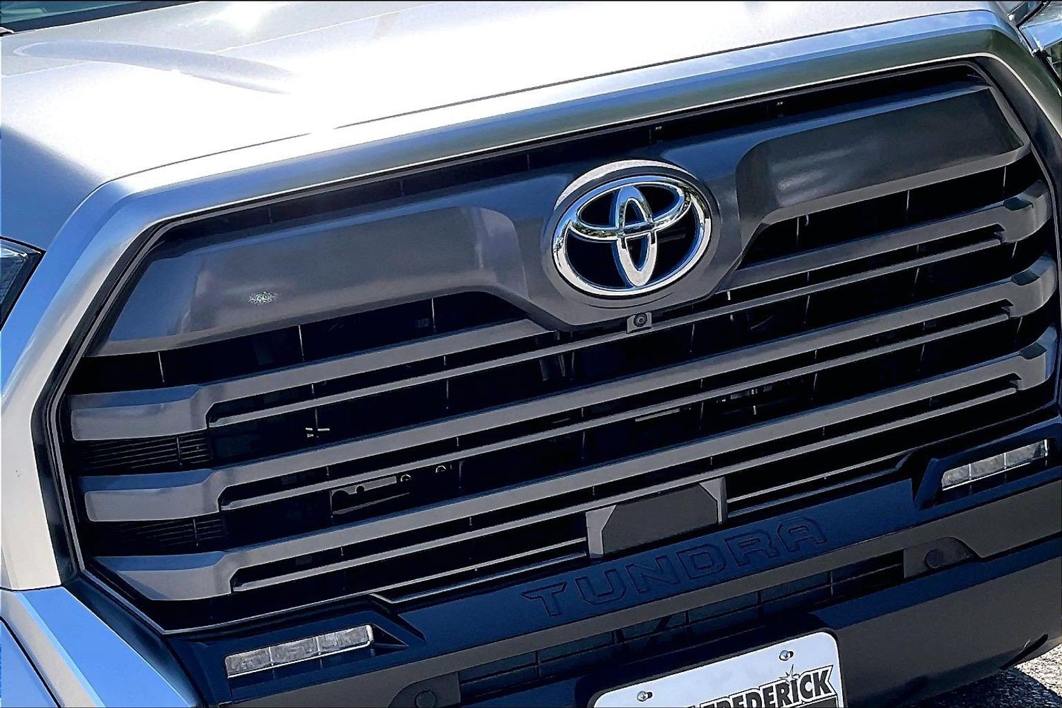 Used 2024 Toyota Tundra Limited AWD/4WD image 29
