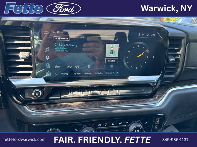 Used 2023 Chevrolet Silverado 1500 LT AWD/4WD image 25