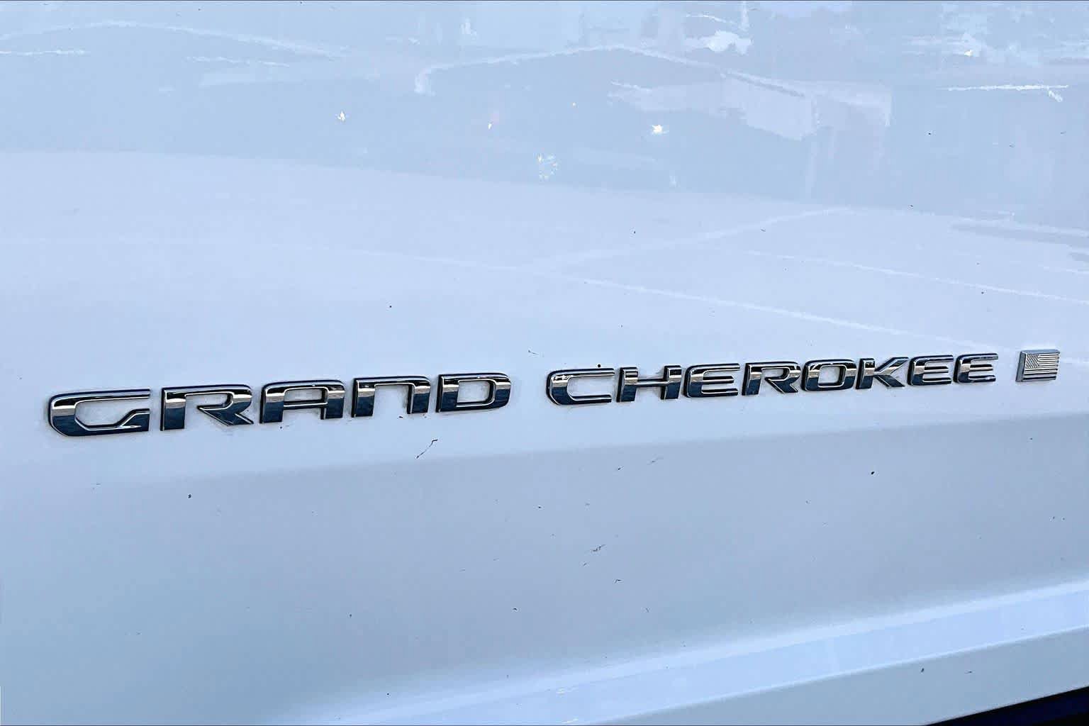 Used 2023 Jeep Grand Cherokee L Limited w/ Luxury Tech Group II RWD image 12