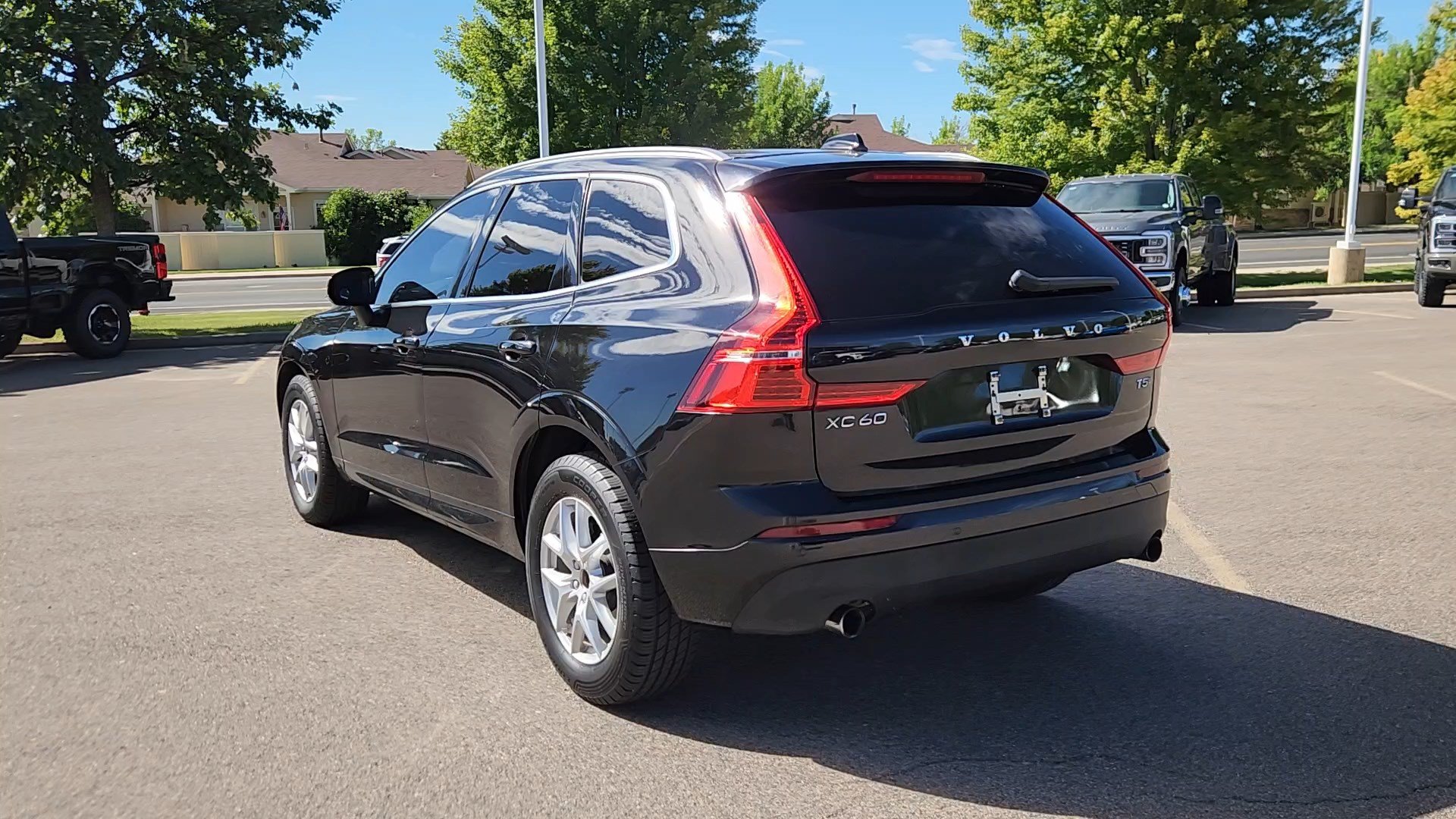 Used 2020 Volvo XC60 T5 Momentum AWD/4WD image 19