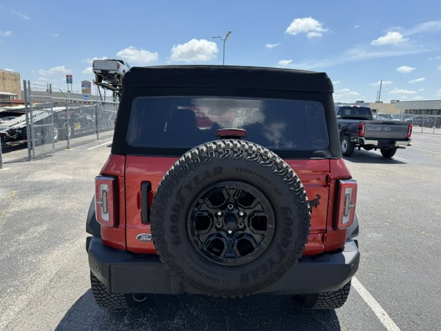 Certified 2024 Ford Bronco Wildtrak AWD/4WD image 5