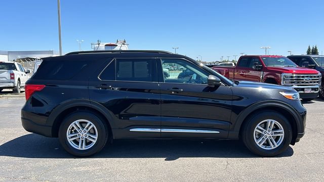 Certified 2023 Ford Explorer XLT RWD image 2