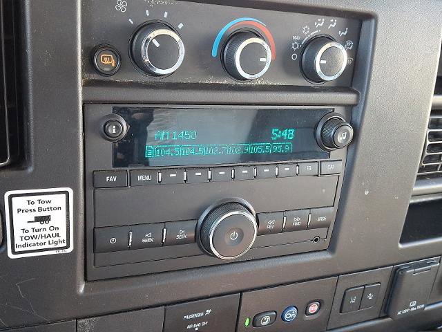 Used 2021 GMC Savana 3500 Extended w/ Power Convenience Package image 16