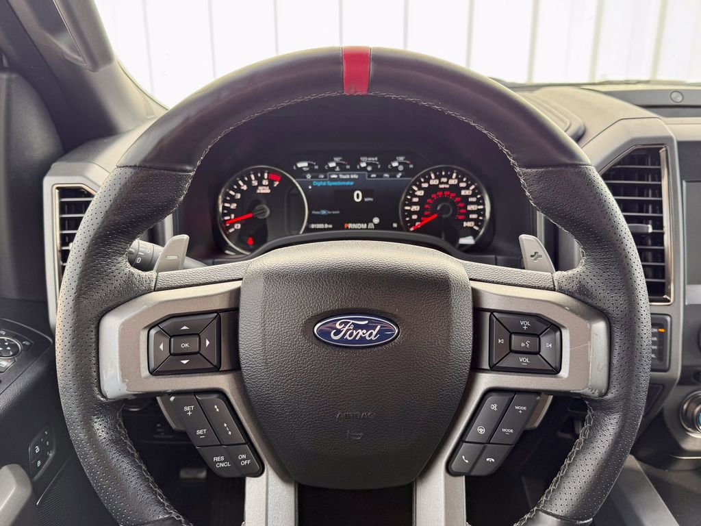 Certified 2018 Ford F150 Raptor w/ Equipment Group 802A Luxury image 23