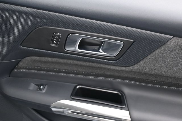 Certified 2024 Ford Mustang Coupe RWD image 31