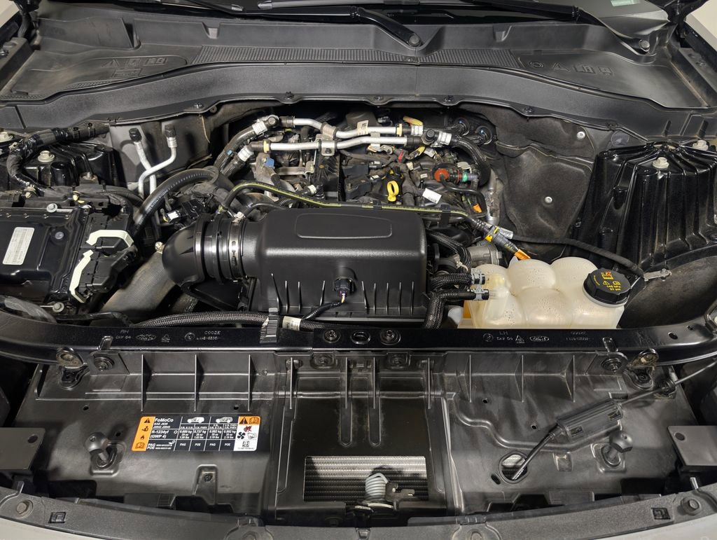 Certified 2022 Ford Explorer XLT RWD image 8