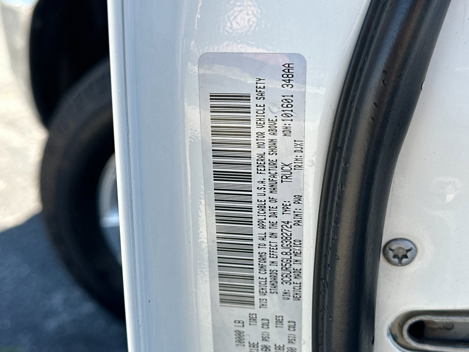 Used 2018 RAM 2500 Longhorn w/ Snow Chief Group image 28