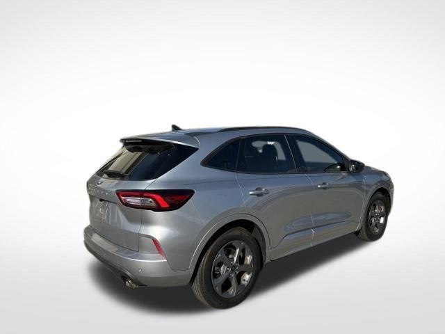 Certified 2023 Ford Escape ST-Line w/ Tech Pack #1 image 3